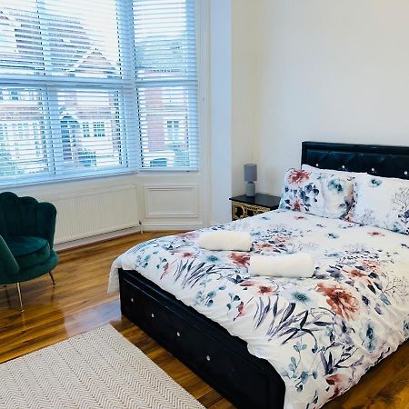 Newly Refurbished Two Bedrooms Flat St Leonards-on-Sea Eksteriør billede