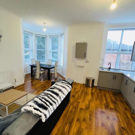 Newly Refurbished Two Bedrooms Flat St Leonards-on-Sea Eksteriør billede