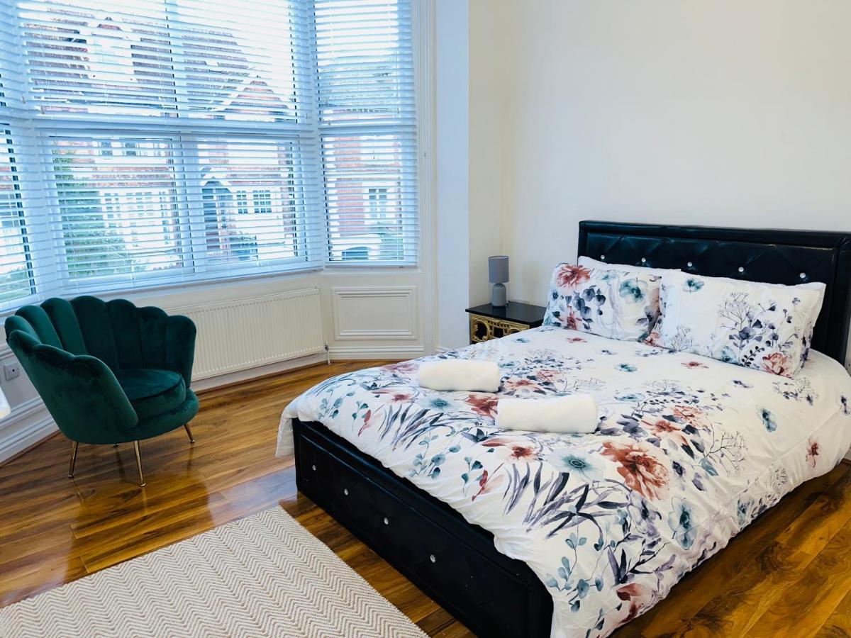 Newly Refurbished Two Bedrooms Flat St Leonards-on-Sea Eksteriør billede