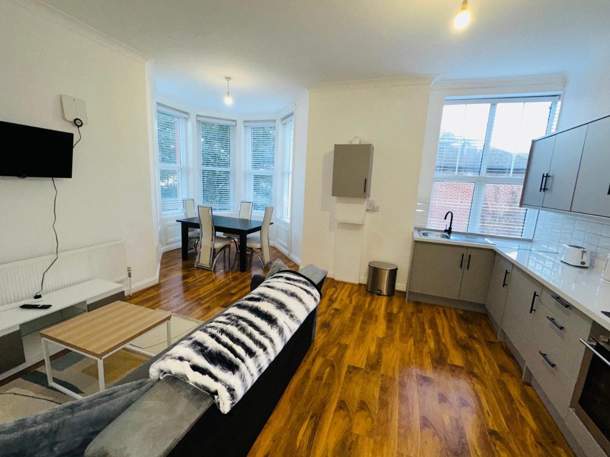 Newly Refurbished Two Bedrooms Flat St Leonards-on-Sea Eksteriør billede