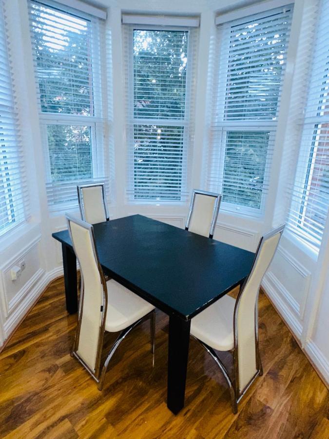 Newly Refurbished Two Bedrooms Flat St Leonards-on-Sea Eksteriør billede